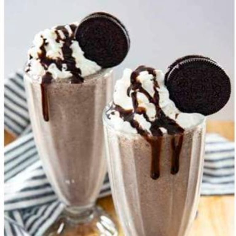 Indulge in Creamy Milkshakes at Our Restaurant