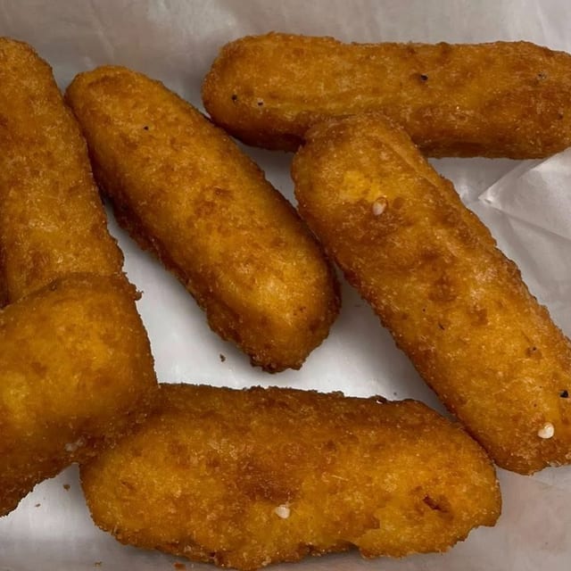 Mozzarella Sticks - Catering.