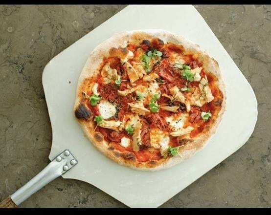 Pollo Chicken Pizza.